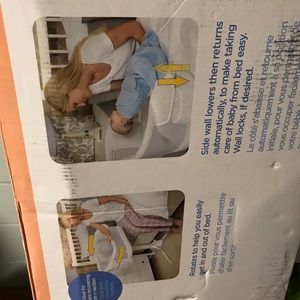 Brand new halo bassinet!!!